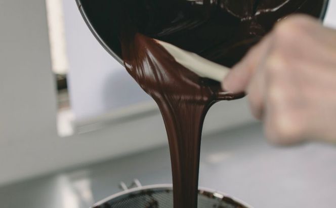 チョコレート SUNNY CHOCOLATE クラフトチョコレート【アソート缶 （3種 12枚入）】 チョコ お菓子 洋菓子 アソート オリジナルデザイン お手土産 ギフト 墨田区 東京都