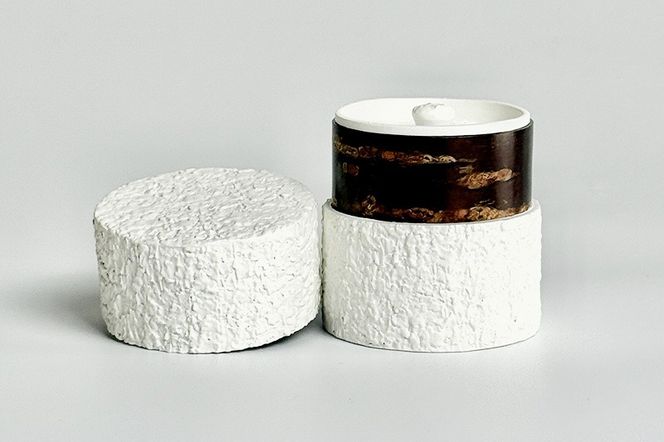 角館樺細工《冨岡商店》茶筒 マットバーク ホワイト スリム S 角館工芸協同組合|02_kdk-0j0001a