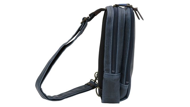 レトロボディバッグ ネイビー ( No.4977-60 ) / ボディバッグ 豊岡 職人手作り 仕分け収納 2層構造 通気性 シンプル ワンショルダー 日本製 メンズ レディース バッグ かばん 鞄 木和田株式会社