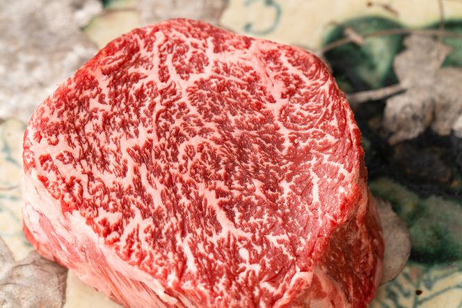 【寛閑観】近江牛　赤身ステーキ(ランプ・イチボ)　130g【冷蔵】【FR11W】