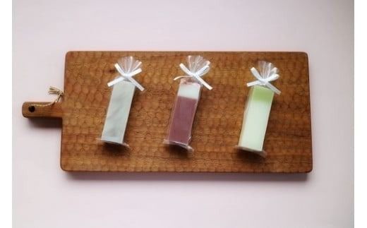 【マツリカサボン】ひるぜんの石けん ミニ3種セット / オーガニック せっけん 自然素材 石鹸 岡山 真庭 蒜山 肌にやさしい こだわり 手作り 無添加 ハーブ ラベンダー クロモジ ヤマブドウ ミニギフト 贈り物 ミニサイズ お試し MATSURIKA SAVON (MATSU-11) 【savon001-02】