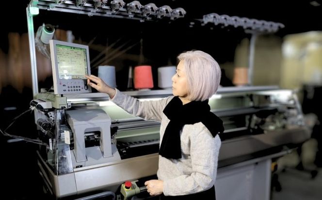 G3336 『Noble Fibre』100％ヤク・マフラー ブラック 【高級 おしゃれ ファッション カシミア より暖かい 防寒】