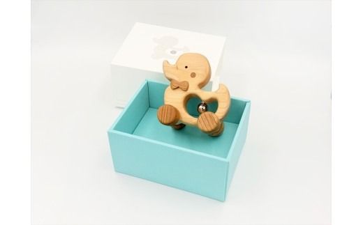 木のおもちゃ ころりんアニマル あひる 動物 木製 木 おもちゃ 知育玩具 赤ちゃん ベビー 男の子 女の子 ギフト プレゼント 贈り物 贈答 お祝い 出産祝い 誕生日祝い 日本製 手作り てづくり のし 受注生産 2歳 幼児 子供 キッズ 乳児 オルゴール 音色 鈴 ヒノキ ケヤキ 国産 木工 玩具 教育 遊び かわいい 安全 丸み なめらか 安心 木材 素材 天然 ナチュラル 安芸市 高知県