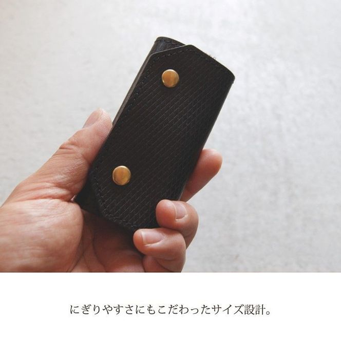 キーケース【2色カラバリ展開】《 キーケース シンプル 丈夫 本革 高級 数量限定 国産 カラバリ 愛用 デザイン 牛革 ブラウン 化粧箱付き スタイリッシュ 手造り プレゼント おすすめ 》【2401N08017】