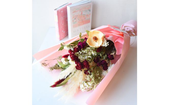 【母の日】プレミアムドライフラワー・ブーケ　フルラージュ＜お届け日：2026年5/4～5/10 当店おまかせ ＞母の日カード付き【 母の日 ギフト アレンジ 花 贈り物 大阪府 門真市 】 272230_BG131