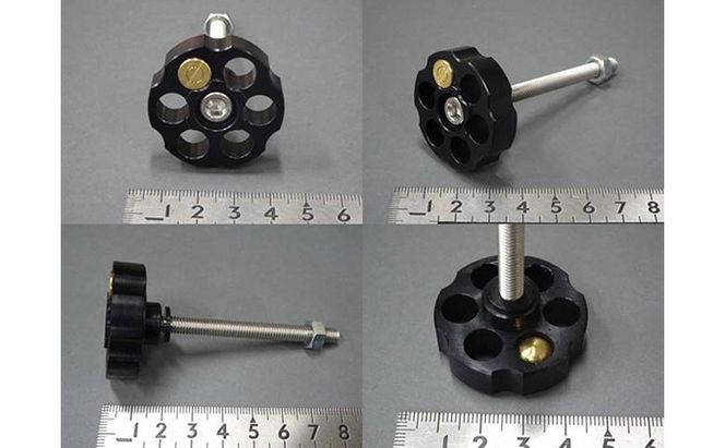 Honda　スーパーカブ用　サイドカバーボルト 右 雑貨 日用品 