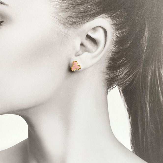 茅ヶ崎市 湘南 陶磁器 ピアス 上品 かわいい レディース ギフト プレゼント 誕生日 母の日 お祝い サマーギフト ゴールド 金 アート アクセサリー Artopus.SHONAN ピアス ファミリア ピンク