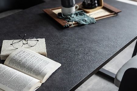 【東馬家具】ツキミ 160DT BK【ダイニングテーブル デスク キッチンテーブル オフィスデスク シンプル 国産 耐久性 耐水性 ふるさと納税】(H060675)