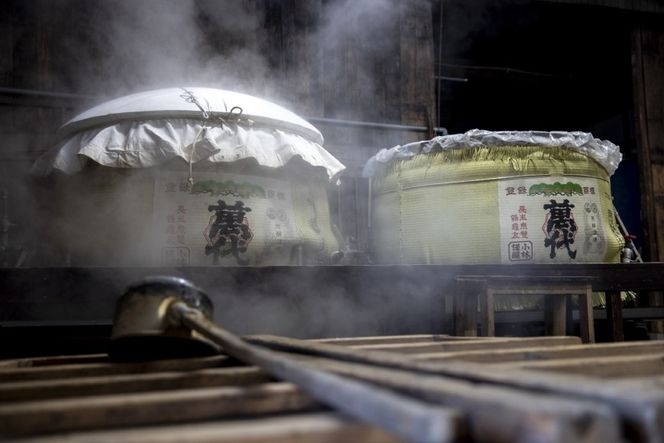 日本酒 純米酒 博多の森 720ml 1本 [小林酒造本店 福岡県 宇美町 um40azo740014] 超辛口 お酒 酒 福岡 四合瓶 720 720mL 冷酒 地酒