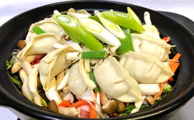 【簡単調理】本格 水餃子鍋　1食　/ 水餃子 餃子 鍋 なべ / 南島原市 / はなぶさ[SCN164]