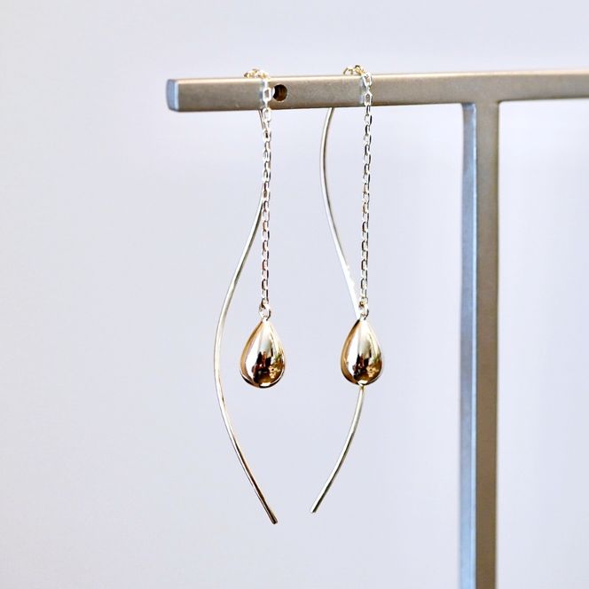 【ジュエリー】K10YG イエローゴールド  雫 ロング チェーン ピアス 保証書付 SMK-5219 242-018-a