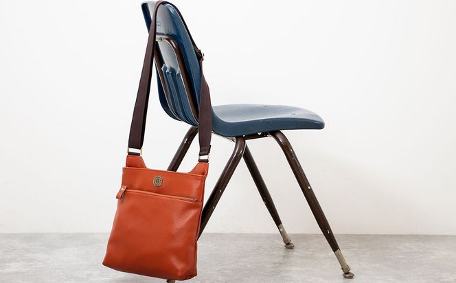 豊岡工房 牛革 ボディショルダーバッグ（4310）キャメル / ショルダーバッグ 柔らかい シュリンク牛革 斜めがけ メンズ レディース かばん カバン バッグ 鞄 国産 日本製 小田清株式会社