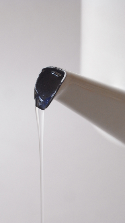 ドリップケトル kaico キッチン グッズ 用品 器具 調理器具 雑貨 日用品 ケトル  湯沸かし キッチンツール 琺瑯 シンプル ナチュラル 白 コーヒー用品 琺瑯性 IH可　【 墨田区 】 