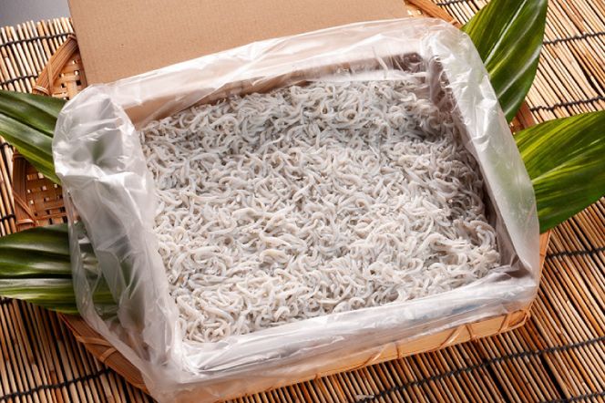釜揚げしらすとしらす干し ２kgセット（500ｇ×4箱）セット 国産 魚介類 冷凍 無添加 添加物不使用 魚 さかな しらす しらす干し 白洲 ごはん 丼 惣菜 おかず 弁当 国産 大洗町産 冷凍 名産 特産 魚介 海鮮