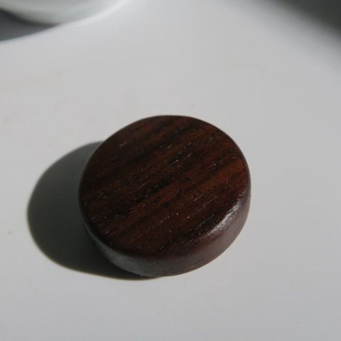 木製サムフック＆サムレスト ヤナギサワ用 ［195S21］ 木製 サムフック サムレスト 選べる 素材 シタン グラナディラ ボコーテ 肌触り 優しい素材 幅広い分野 中間的 サウンド 黒色 硬い木 茶褐色 黄色 杢目 柔らかい木 管楽器用 愛知県 小牧市 送料無料