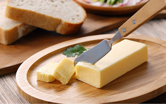 蒜山ジャージーのバター・チーズ・ヨーグルトのセット 詰め合わせ 食べ比べ ひるぜん 蒜山酪農 真庭 岡山 ジャージー ギフト 冷蔵【hiru025-01】