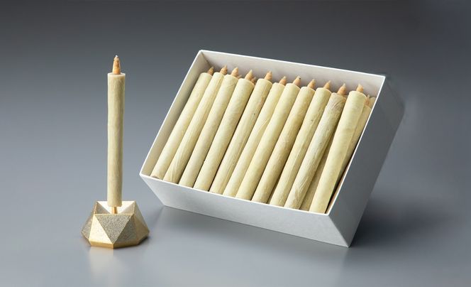 【L-953】大與　櫨の和ろうそく(2号50本入り)・真鍮の燭台『24』角 セット［高島屋選定品］