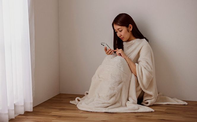 毛布 3WAYマルチ毛布 M-3M アイボリー アイリスオーヤマ 着る毛布 毛布 ブランケット 掛け布団 3WAY マルチ毛布 ポンチョ クッション 吸湿発熱 暖かい あたたかい あったか 洗濯OK コンパクト収納 洗える 