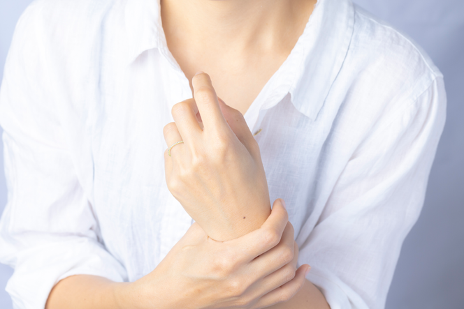 ダイヤモンド リング ウェーブ 0.15ct K18 イエローゴールド 指輪 リング ジュエリー ダイヤ 18金 山梨 H-1YG SWCI004-yg