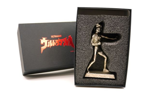 『ウルトラマンレオ』　ペーパーウェイト シルバー 147-027 ふるさと納税 ペーパーウェイトウルトラマンレオシルバー 笛吹市 プレゼント 贈り物 ギフト