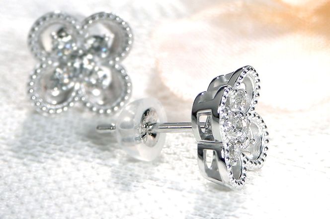 Pt９００【0.26ct】ダイヤモンド クローバー ピアス CSP00047-PT SWAV086-b