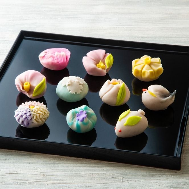 【スイーツ】ずーっと、眺めていたくなりますが、お早目にお召し上がりください。「夢菓子工房ことよ」季節の練り切り菓子 冬篇10個-[G654] 