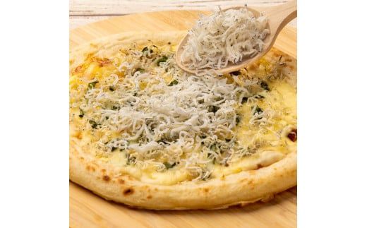 【CF-R7hbk】たっぷり！しらすピザ 4枚入り(和風2枚・トマト2枚) 和風ピザ 冷凍ピザ ぴざ pizza ピッツァ シラス 大葉 味噌 トマトベース お取り寄せグルメ 美味しい おいしい おやつ ホームパティ