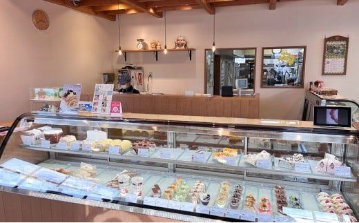 【昭和39年創業】地酒ケーキ 14個&地酒ブラマンジェ 8個 北海道 銘菓 スイーツ ご当地 お土産