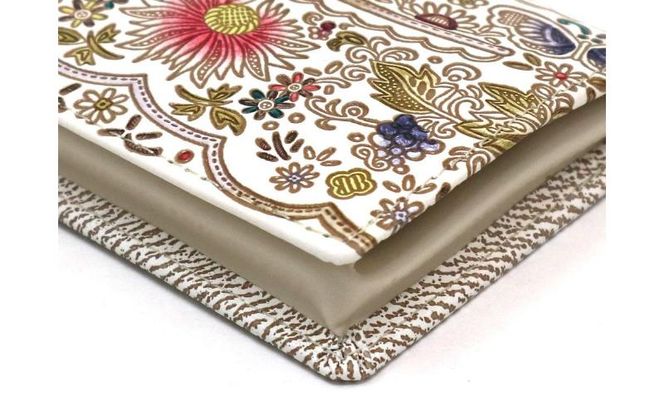 【文庫屋大関】箱まち小銭入れ 茉莉花〈珊瑚〉【皮革工芸品】 革製品 工芸品 民芸品 牛革 財布 小銭入れ 小物入れ お祝い ギフト プレゼント 墨田区 東京都