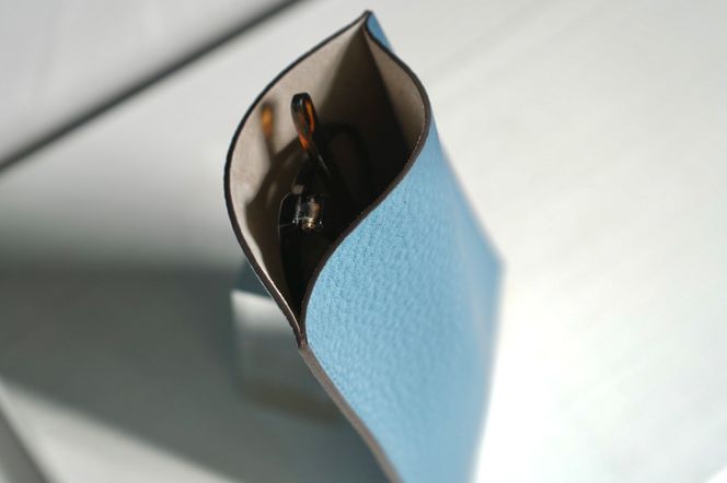 本革 メガネケース ブルージーン｜革 レザー ステーショナリー インテリア 文房具 メンズ レディース 男女兼用 田村製作所 大阪府守口市 [2311]