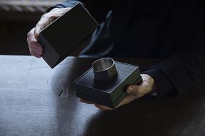 169-48-001　“ hikiZAN ”Premium Titanium Sake Vessel 1st model 【 日本酒 酒器 茨城県 日立市 】