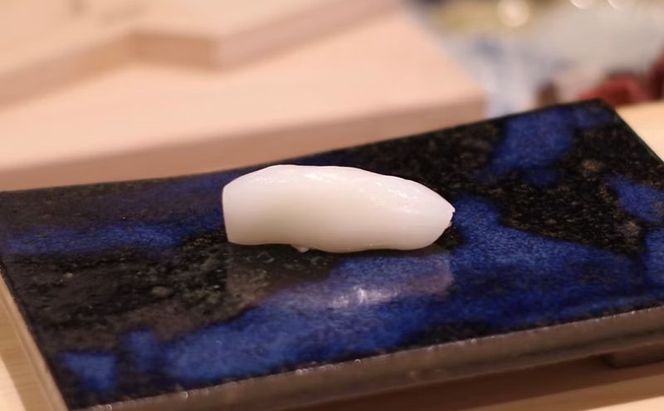 鮨　飛躍　旬の食材を使用したこだわり江戸前ディナーコース　チケット お食事券 寿司 握り 大とろ 穴子 ムラサキウニ 石鯛 赤貝 コース 旬の鮮魚 豊洲市場 墨田区 東京