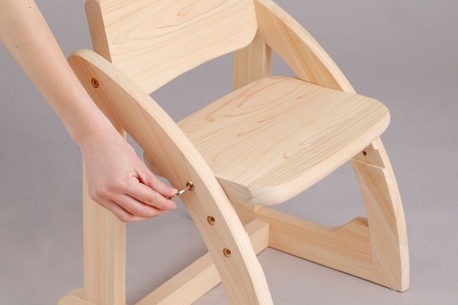 IKONIH キッズチェア ｜ おもちゃ 子供 こども オモチャ 玩具 プレゼント お祝い 木 出産祝い 安全 オーガニックトイ ファーストトイ 椅子 イス チェア アイコニー