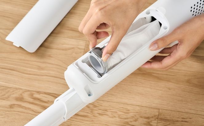 充電式紙パックスティッククリーナー SBD-78P-W ホワイト 掃除機 コードレス 紙パック 軽量 クリーナー 紙パック式 アイリスオーヤマ 充電式 スティッククリーナー ハンディ スティック掃除機 紙パック式掃除機 ゴミ捨て 簡単 充電スタンド SBD-78P