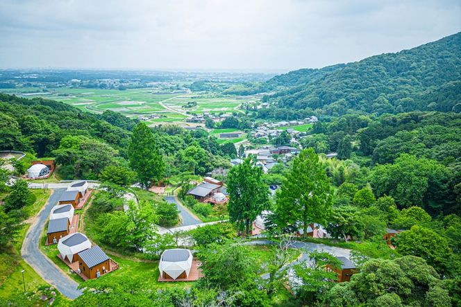 アウラテラス茨城 グランピング　宿泊利用券9,000円分（1枚）　※離島への配送不可　※2025年9月上旬頃より順次発送予定