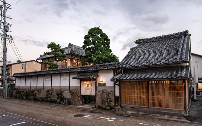 【NIPPONIA HOTEL 伊賀上野 城下町】ギフト券 9,000円 【valu0008】