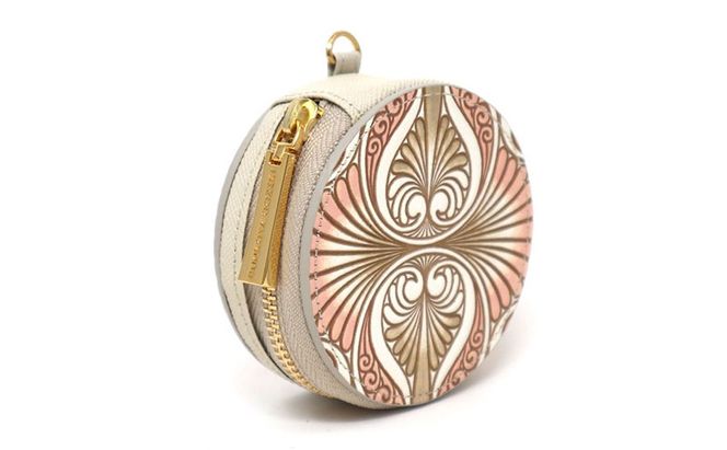 【文庫屋大関】マカロンポーチ ロカイユ＜ベビーピンク＞【皮革工芸品】 ポーチ ミニポーチ 小物入れ アクセサリー入れ イヤホン入れ 収納 保管ケース 手のひらサイズ  本革 革 皮革 工芸品 工芸 雑貨 ギフト プレゼント 日本製 東京