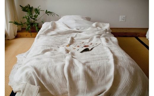 テンジンファクトリー製　ジャガード織ダブルガーゼブランケット（ベージュ）