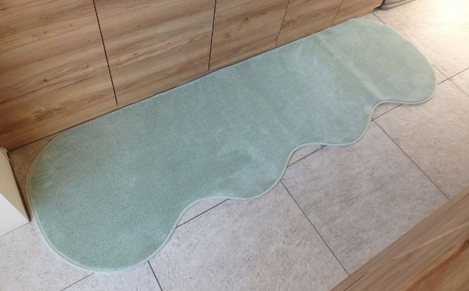 diw0255 北欧風キッチンマット ラグマットタイプ 65×225cm ピーナッツ型 アッシュミント 抗菌防臭 SEK 織人しきもの屋工房