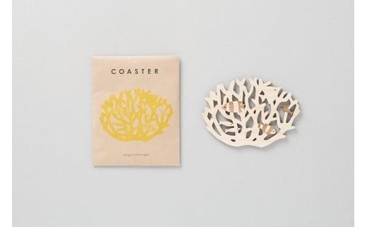 コースター 4枚 セット 山のくじら舎 木製 木 おしゃれ かわいい 可愛い ギフト 包装 ラッピング プレゼント 贈り物 贈答 出産祝い 誕生日祝い 日本製 手作り てづくり のし 熨斗 高知県 安芸市 ヒノキ 木目 天然木 テーブルウェア インテリア雑貨 キッチン雑貨 北欧 和風 モダン 食卓 カフェ風 ドリンク 水滴防止 吸水性 耐熱 耐水 カップ グラス 受け皿 卓上 安芸市 高知県