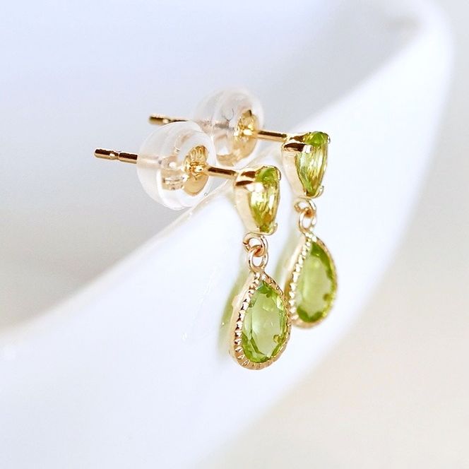 K10YG(10金) イエローゴールド 揺れる ペリドット アンティーク ピアス 保証書付 SR-2261 242-050-a
