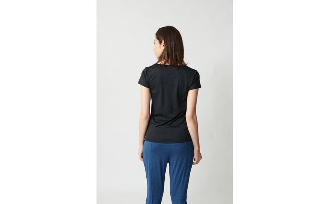 【数量限定】リライブインナー/レディース/2分袖/ブラック（Sサイズ） 【 リカバリーウェア 2分袖 インナー  特許取得 女性 インナーシャツ 半袖 アンダーシャツ Uネック 機能性tシャツ 機能性シャツ 肌着 プレゼント ギフト 】 041009_ES007VC02