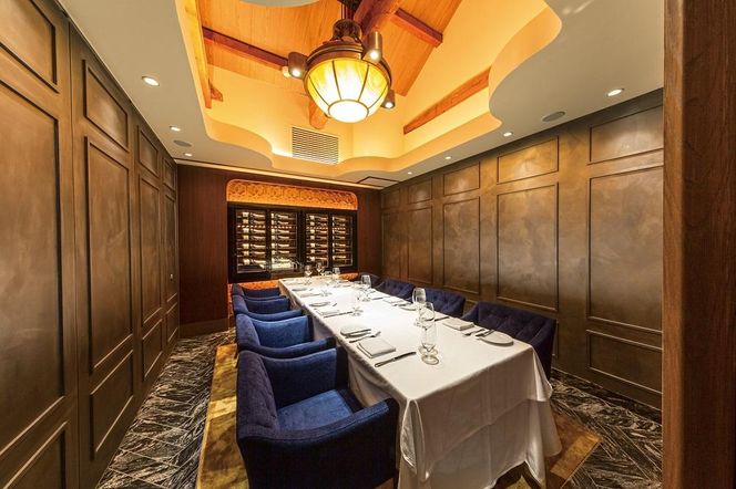 【ベンジャミンステーキハウス 京都店】ペアランチ食事券 （PRIME ROASTED BEEF COURSE 乾杯ドリンク付）［ 京都 烏丸 ベンジャミングリル モダンクラシック 町家 人気 おすすめ グルメ チケット ふるさと納税 ］ 261009_A-LA101