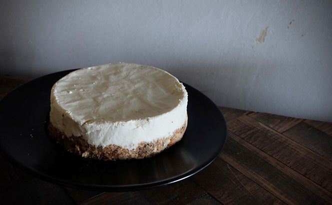 長野県産米粉と豆乳のレアチーズケーキ お菓子 スイーツ 洋菓子 おやつ 食後 デザート ホールケーキ あっさり ほどよい酸味 ヘルシー ヘルシースイーツ 