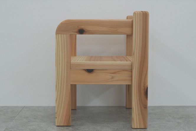 椅子 木製 kid's Chair 1脚 [丸平木材 宮城県 南三陸町 m304are680009] 子供椅子 キッズチェア 子供 チェア イス 南三陸杉