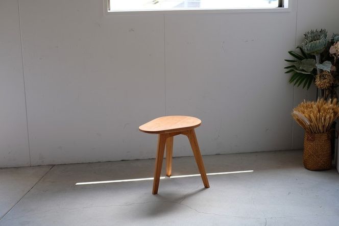 〈選べる〉coffee table Tino Low（コーヒーテーブル　ティノ　ロー） Nature (ナチュール) / Cheri (チェリ) 　※北海道・沖縄・離島への配送不可 ｜ 木製 ミニ テーブル 手作り 小ぶり 愛知県 幸田町 送料無料