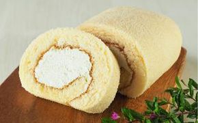 ★ライオンメロン★ ロールケーキ 2本入り 洋菓子 おやつ ギフト 贈り物 ライオンメロン マスクメロン 人気 厳選 袋井市 お菓子 スイーツ メロンロールケーキ