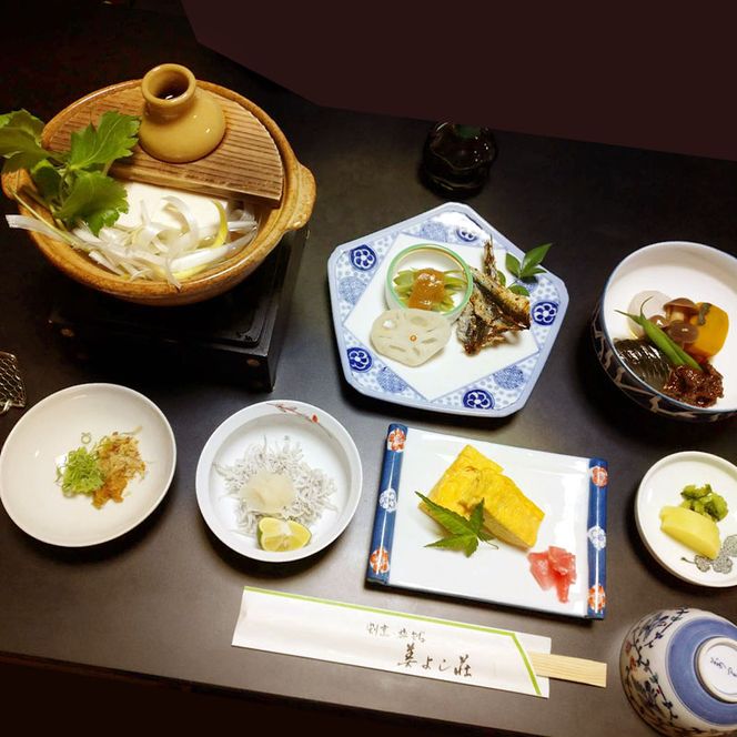 創業86年 昭和初期の料理旅館 ペア 宿泊券 1泊2食付き 「ふぐプラン」 2名様_Z6125