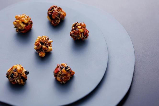 【高島屋選定品】＜下鴨茶寮＞料亭のちりめんナッツ(5個入)［ 京都 老舗 料亭 スイーツ ナッツ 和菓子 洋菓子人気 おすすめ グルメ 京料理 京懐石 ギフト プレゼント お取り寄せ 通販 送料無料 ふるさと納税 ］ 261009_A-AAY006