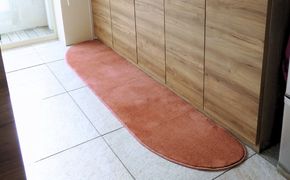 diw0150 北欧風キッチンマット ラグマットタイプ 45×255cm ゆりかご型 ライトマホガニー 抗菌防臭 SEK 織人しきもの屋工房